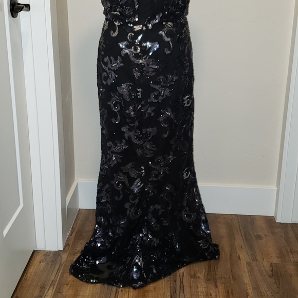 Bagley Mischka Midnight Blue Dress 10 - Picture 3 of 9